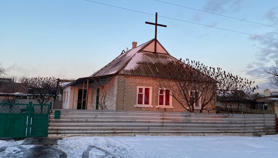 Christmas love touches children’s hearts